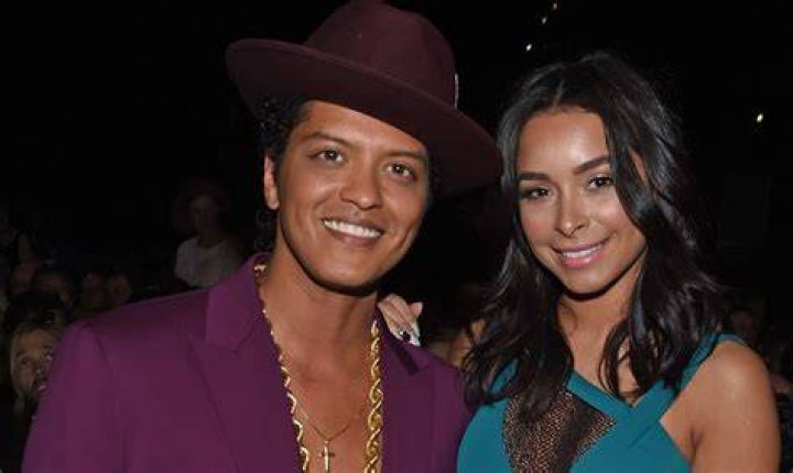 Bruno Mars Wife Who Is Bruno Mars' Partner Jessica Caban? ABTC