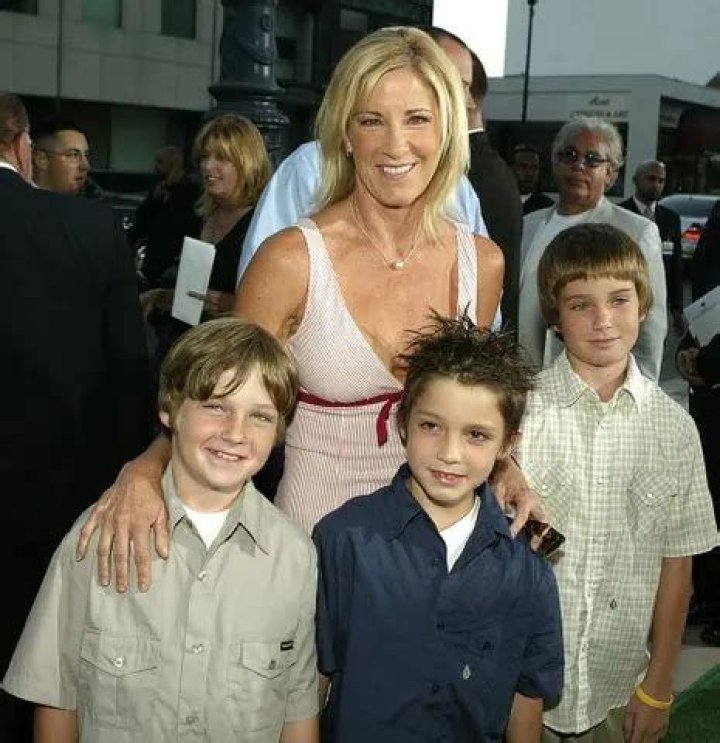 Chris Evert & Sons at Annual Boca Raton ProCeleb Tennis Gala New