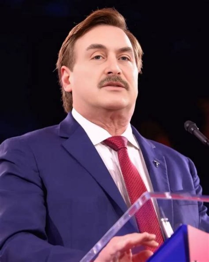 Mike Lindell Biography, Age, Height, Wife, Net Worth, Wiki Wealthy Spy